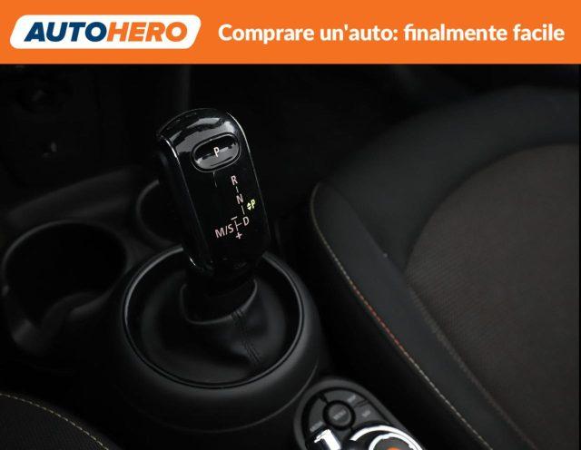 MINI Mini 1.5 Cooper D Cabrio