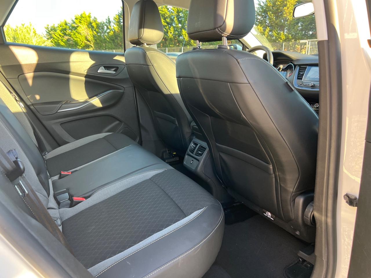 Opel Grandland X 1.5 diesel Ecotec Start&Stop aut. Design Line