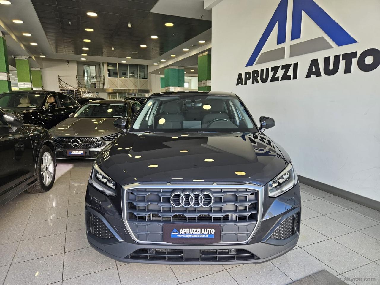 AUDI Q2 30 TDI S tronic Business