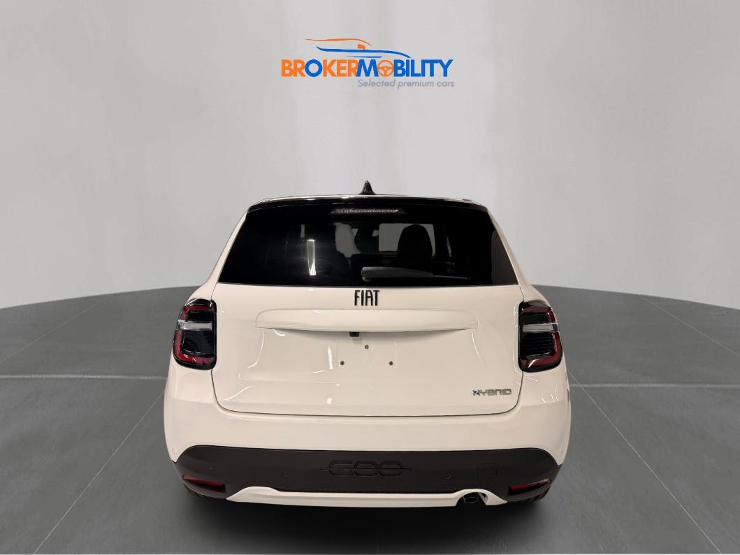 Fiat 600 Hybrid 110 CV DCT MHEV La Prima