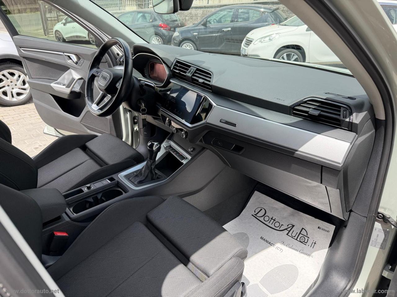 AUDI Q3 35 TDI S tronic S line edition