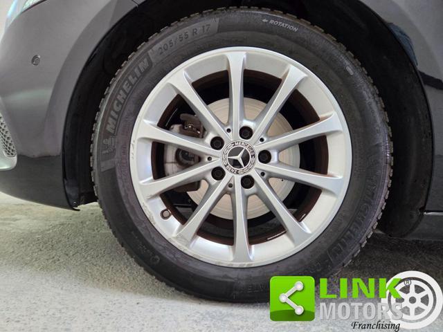 MERCEDES-BENZ A 180 Sport GARANZIA INCLUSA