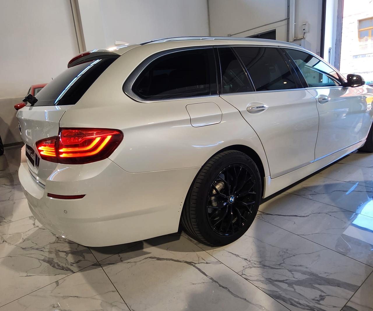 Bmw 520 520d xDrive Luxury