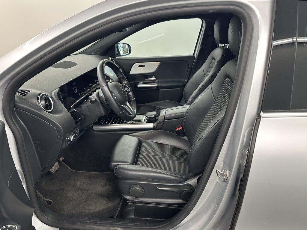 Mercedes GLA 200 200 D Business 8G-DCT