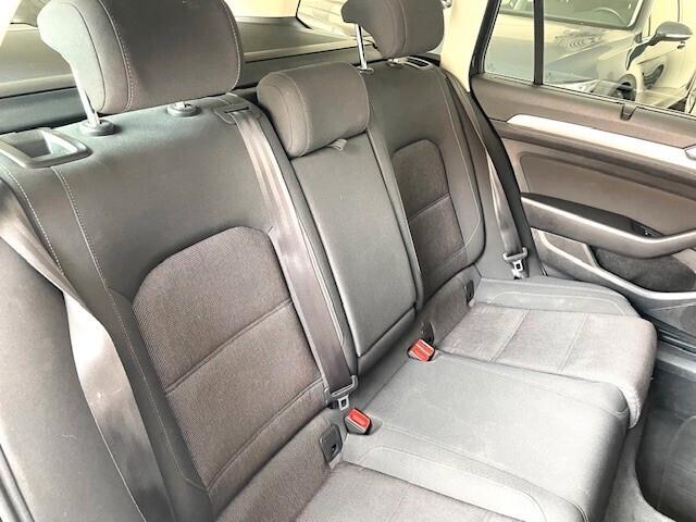 Volkswagen Passat Variant 2.0 TDI DSG Business BlueMotion Tech