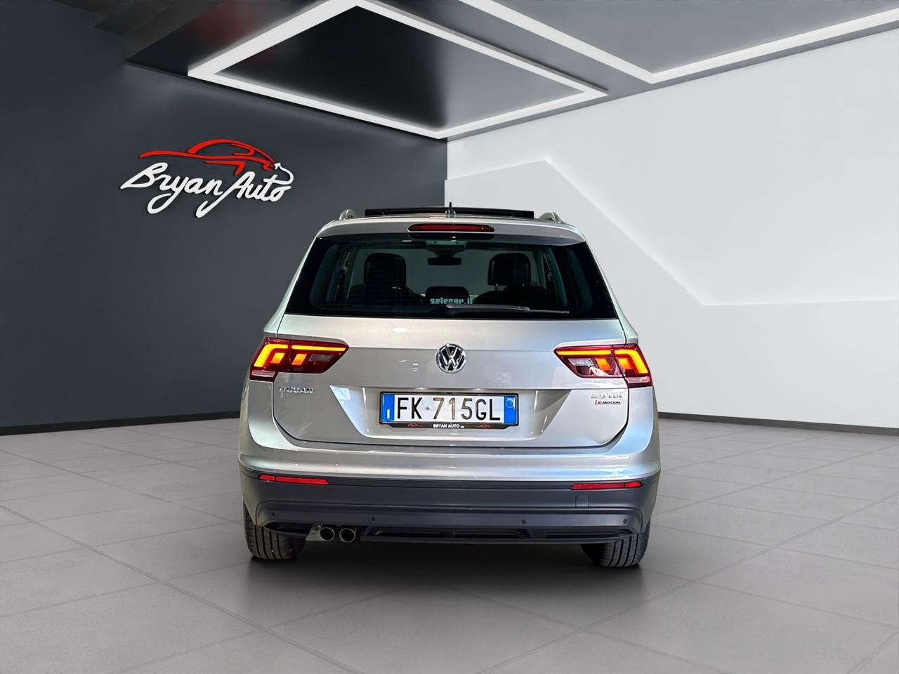 Volkswagen Tiguan 2.0 TDI SCR DSG 4MOTION Business BMT