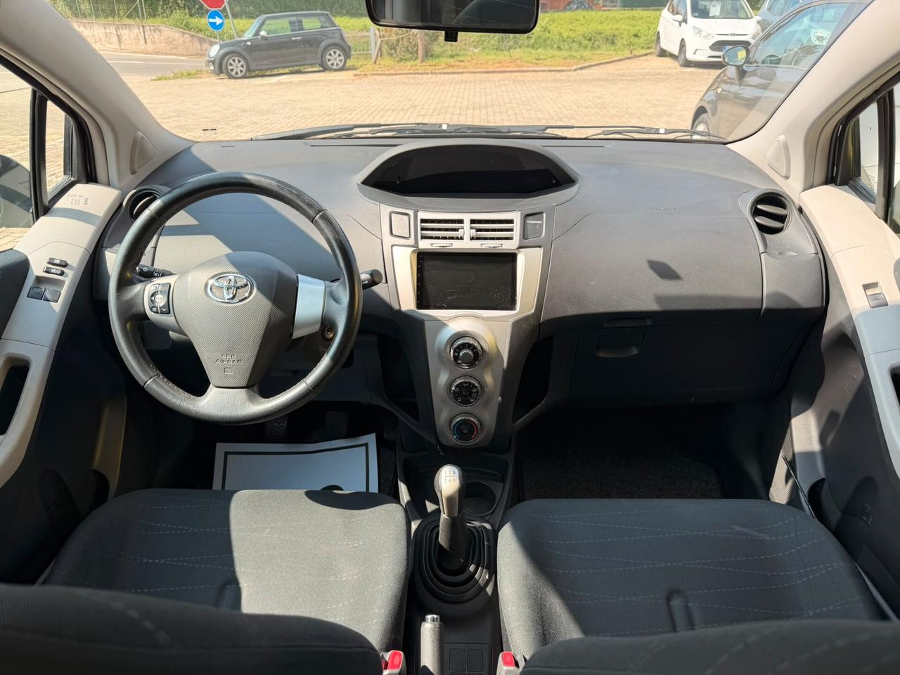 Toyota Yaris 1.3 5 porte 87cv