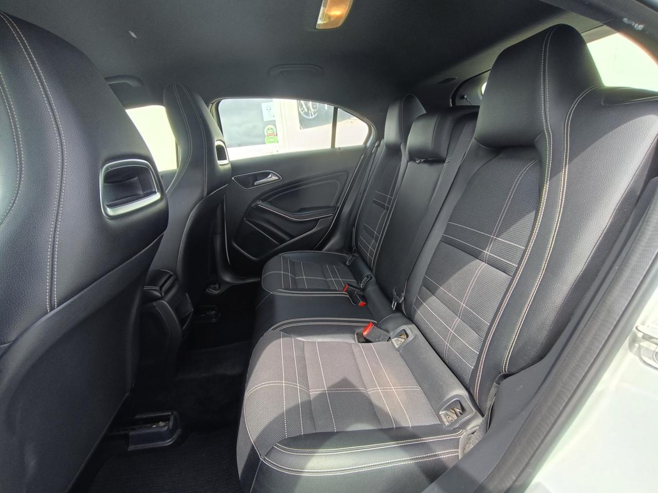Mercedes-benz Classe A 180 d Automatic Sport - 2016