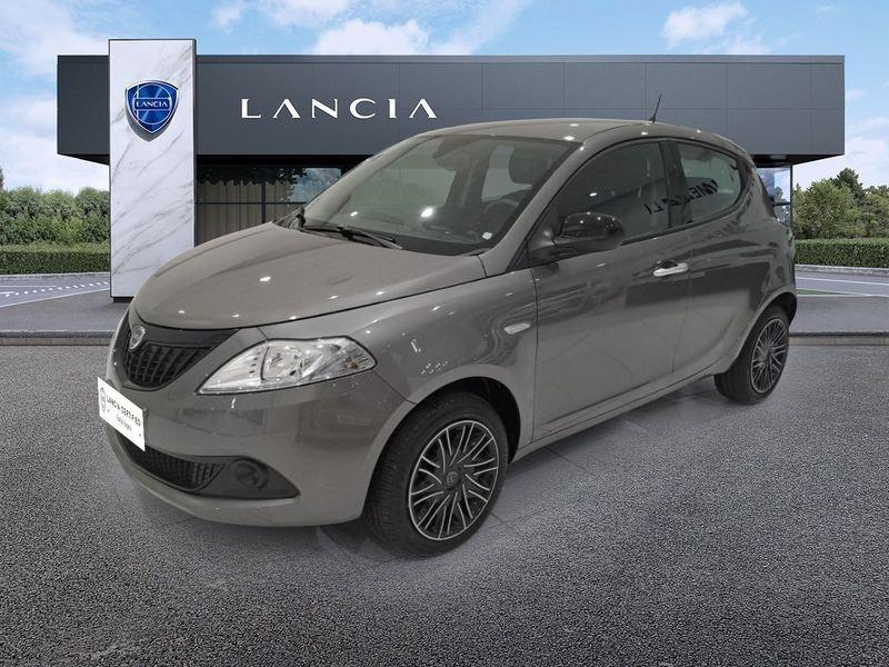 Lancia Ypsilon 1.0 FireFly 70cv Hybrid Oro