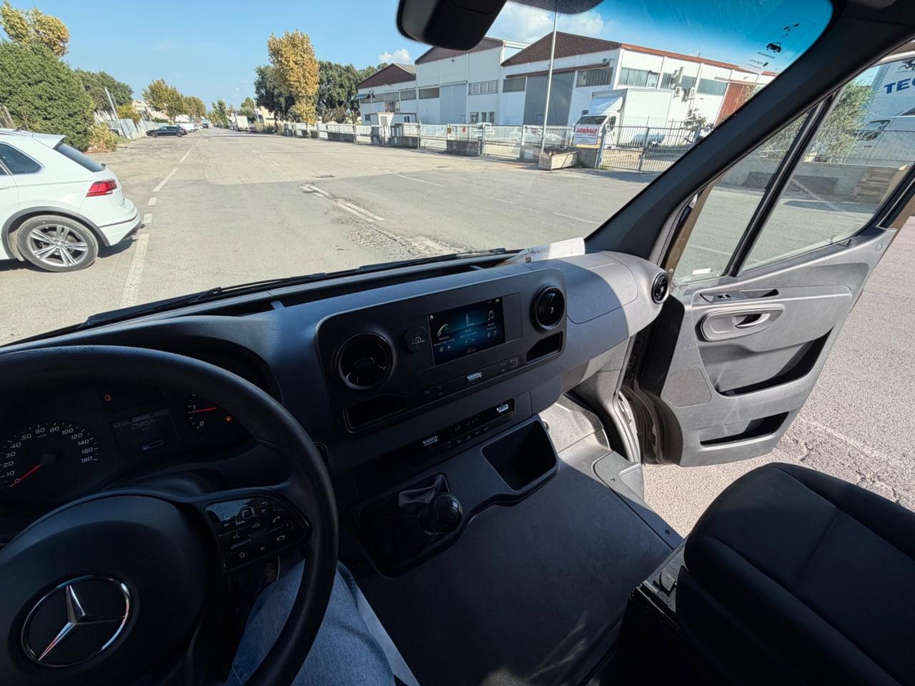 Mercedes Benz