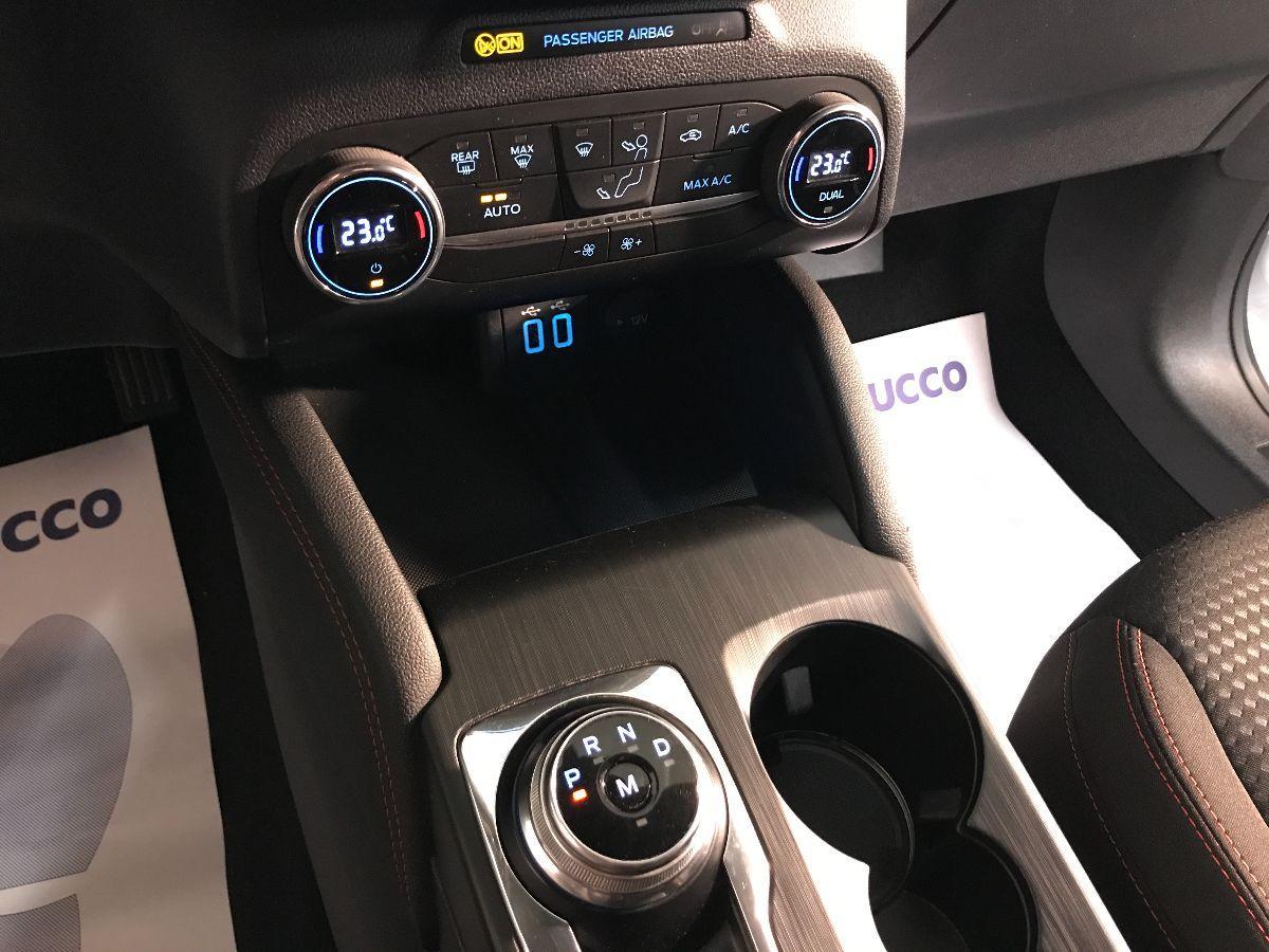 FORD Kuga 1.5 TDCI 120 CV AUTOMATICA ST-Line