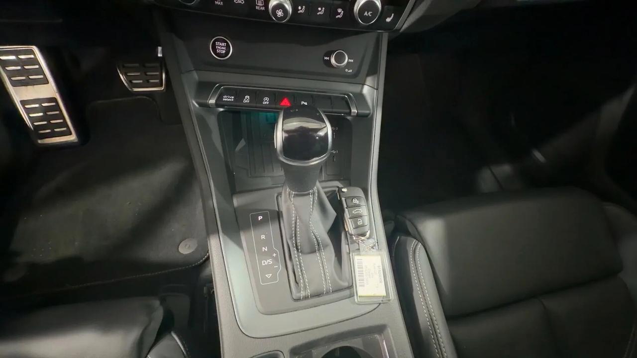 Audi Q3 SPB 35 TDI S tronic Identity Black S-Line