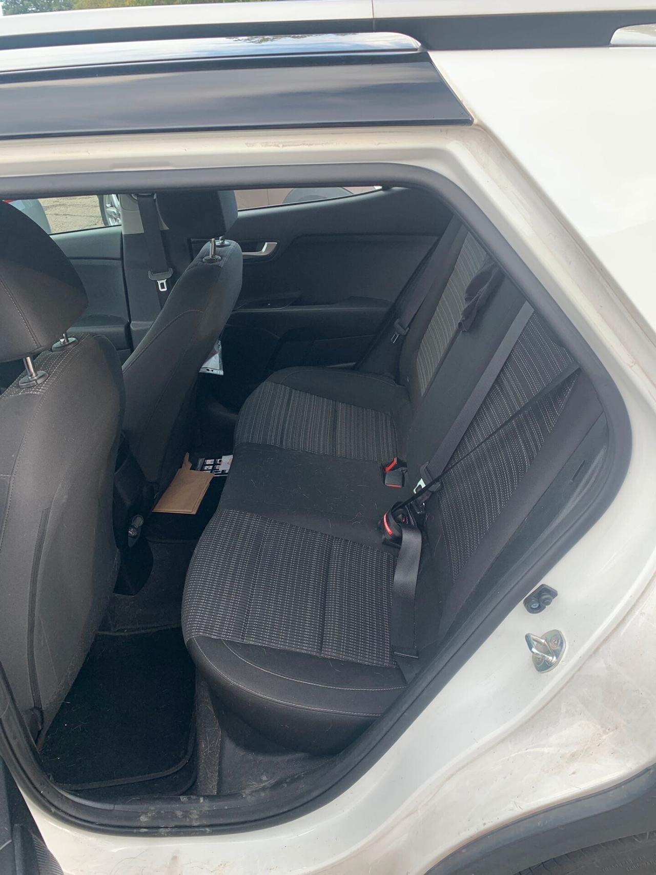 Kia Stonic-gpl-2020-120000 km -unico proprietario-tagliandata , ancora 2 anni garanzia kia