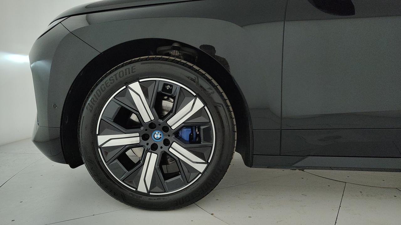 BMW iX i20 2021 - iX xdrive50 pacchetto sportivo
