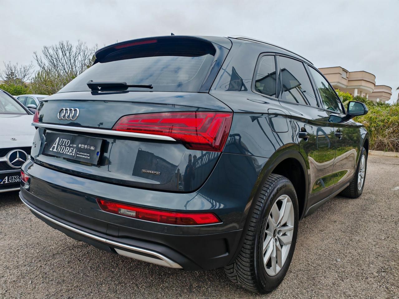 Audi Q5 2.0TDI ibrida full optional 2022