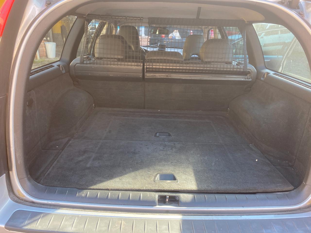 Volvo V70/XC70 V70 2.4 D5 20V cat Summum automatica