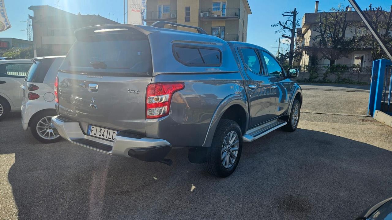 Mitsubishi L200 2.4 DI-D/154CV Double Cab Intense