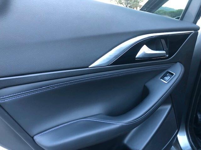 Infiniti Q30 1.5d DCT Bus Exe “ Conto Vendita”