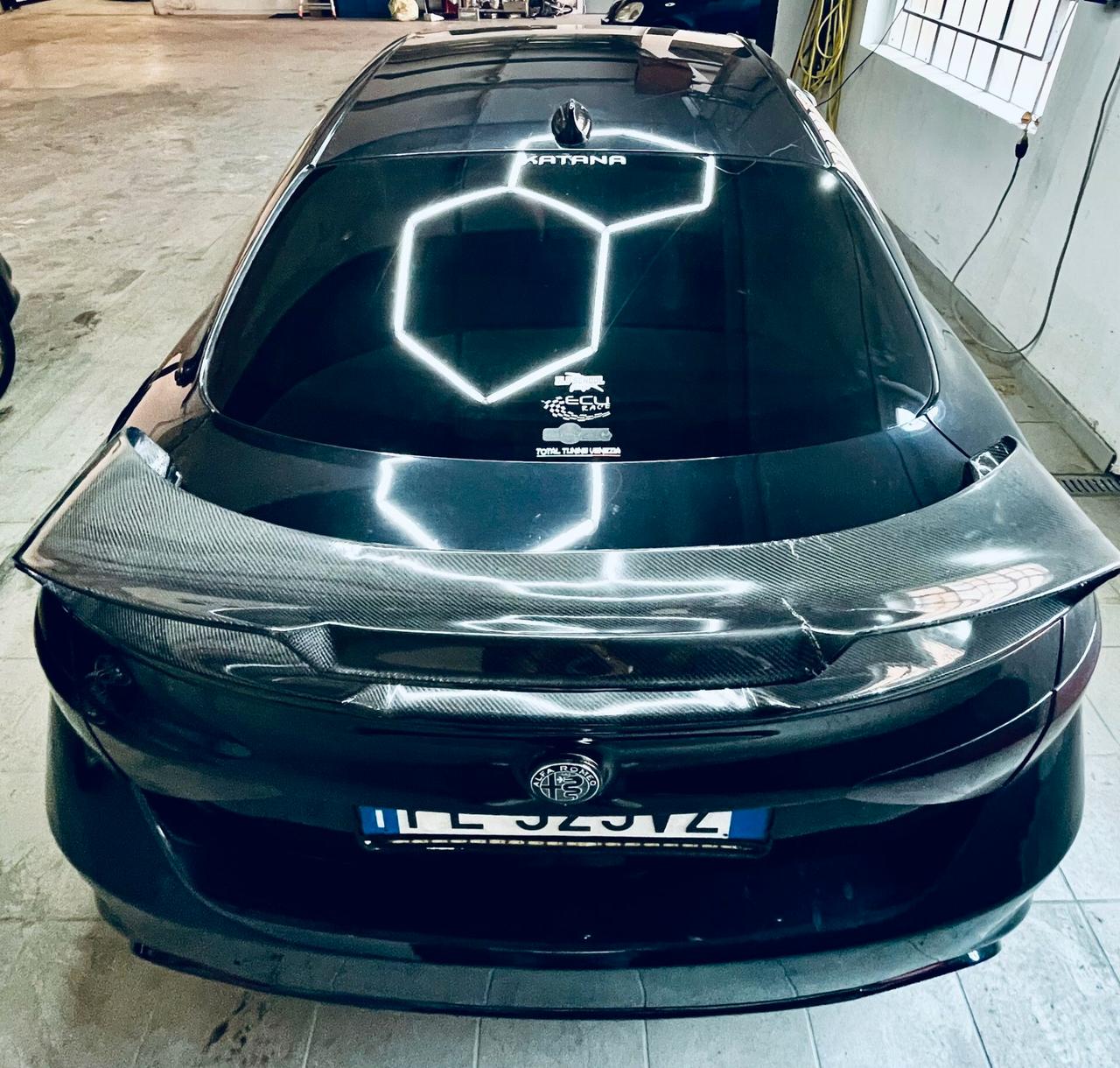 Alfa Romeo Giulia 2.2 Turbodiesel 180 CV AT8 Business Sport Launch Ed.