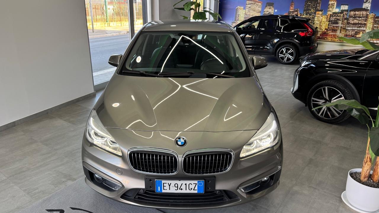 Bmw serie 2 216d Luxury-2015
