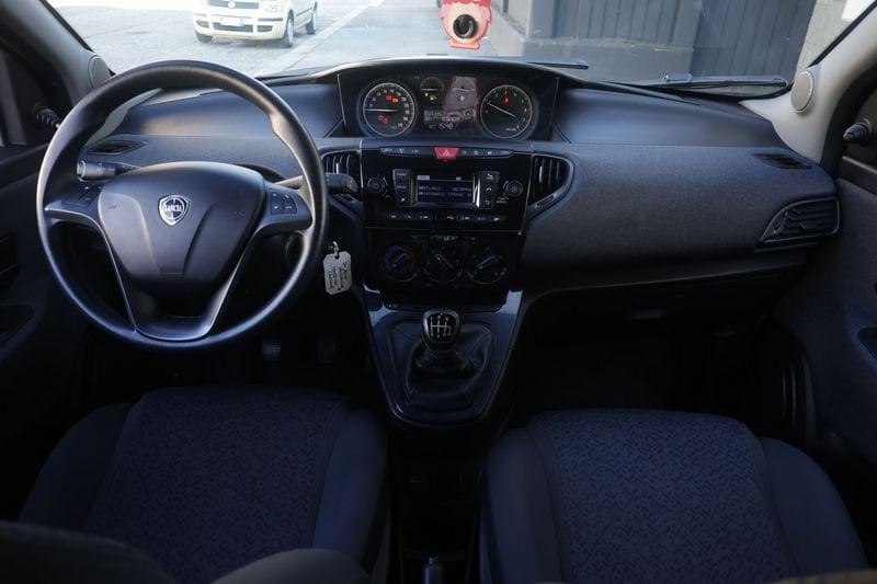 Lancia Ypsilon Lancia Ypsilon 1.0 firefly hybrid Gold s&s 70cv ANNO 2021