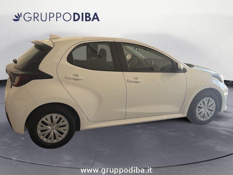 Toyota Yaris IV 2020 1.5h Active