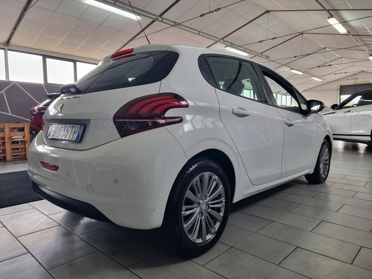 Peugeot 208 GPL Allure 5p. NEOPATENTATI