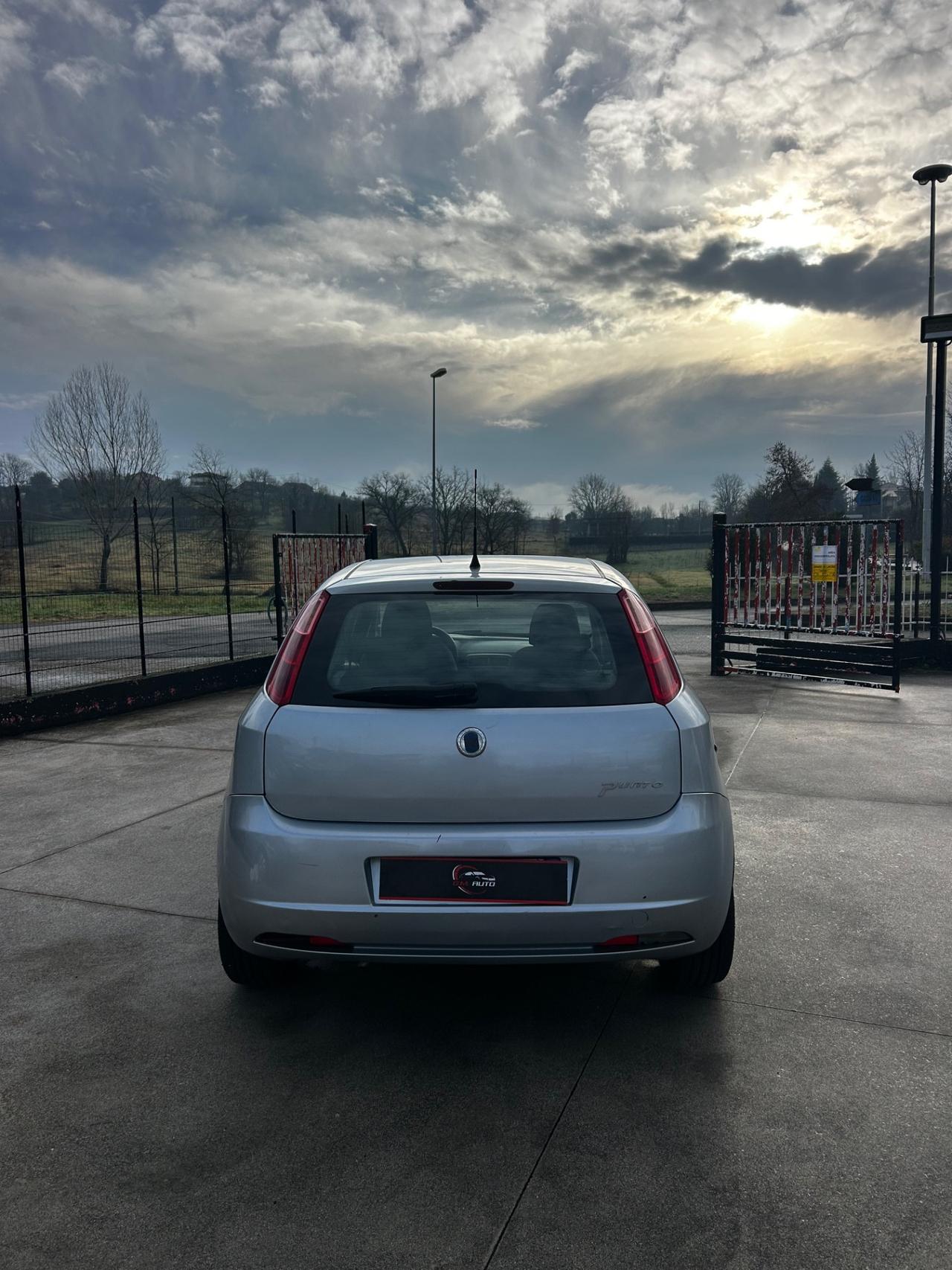 Fiat Grande Punto 1.3 MJT 75 CV 5 porte Active
