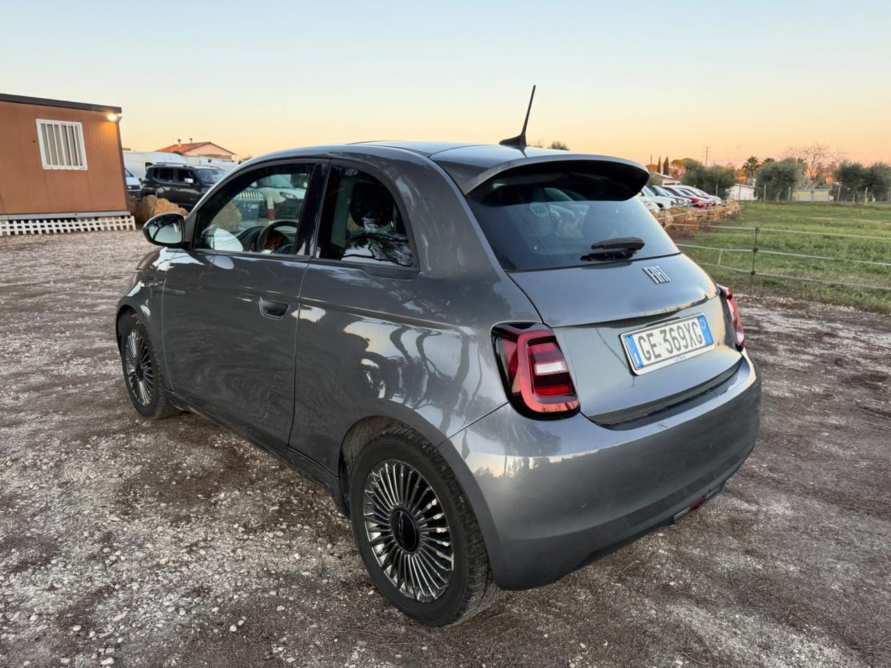 Fiat 500 500e 260km AUTONOMIA LED !!!