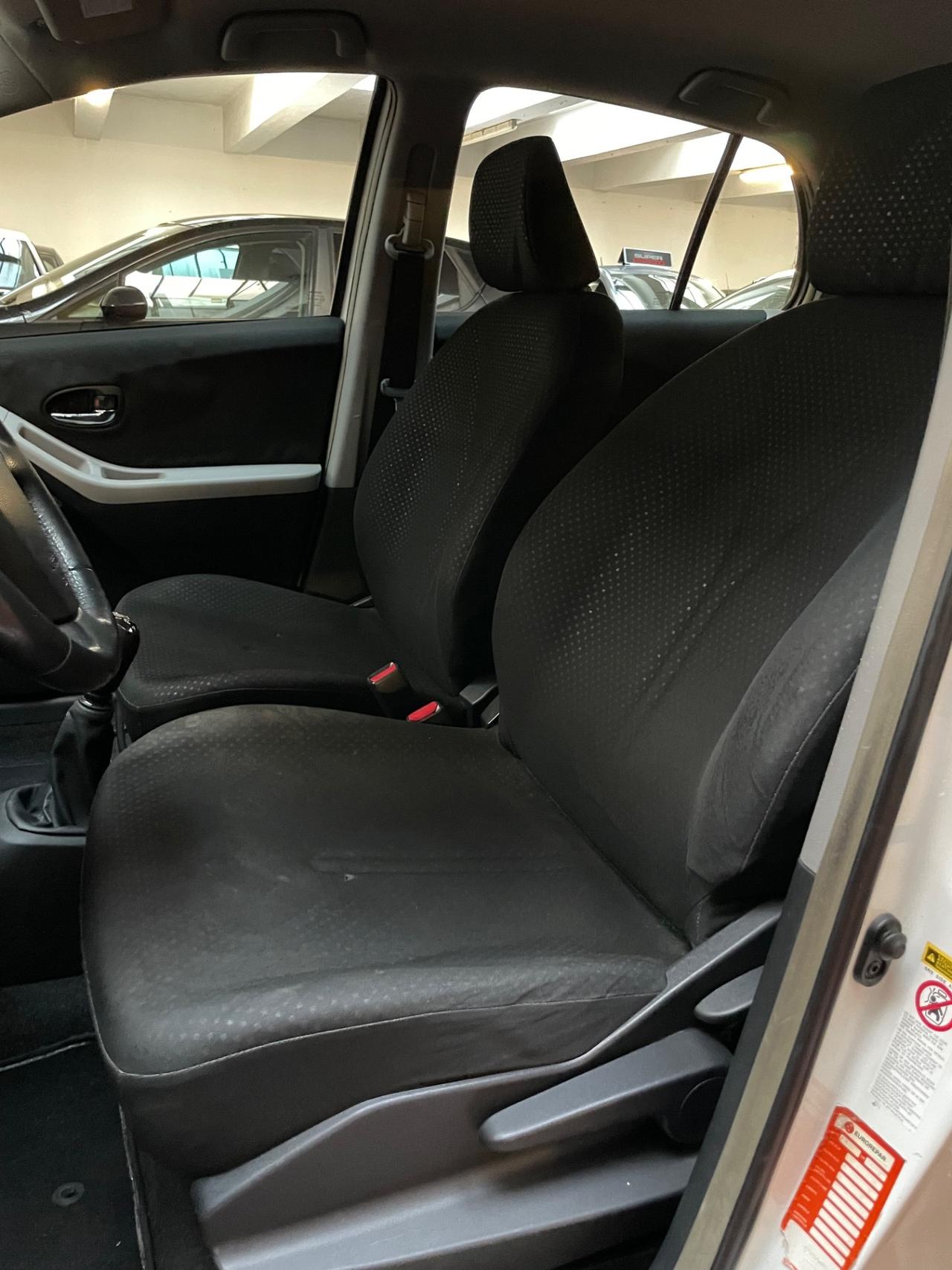 Toyota Yaris 1.0 Neopatentati Euro 5