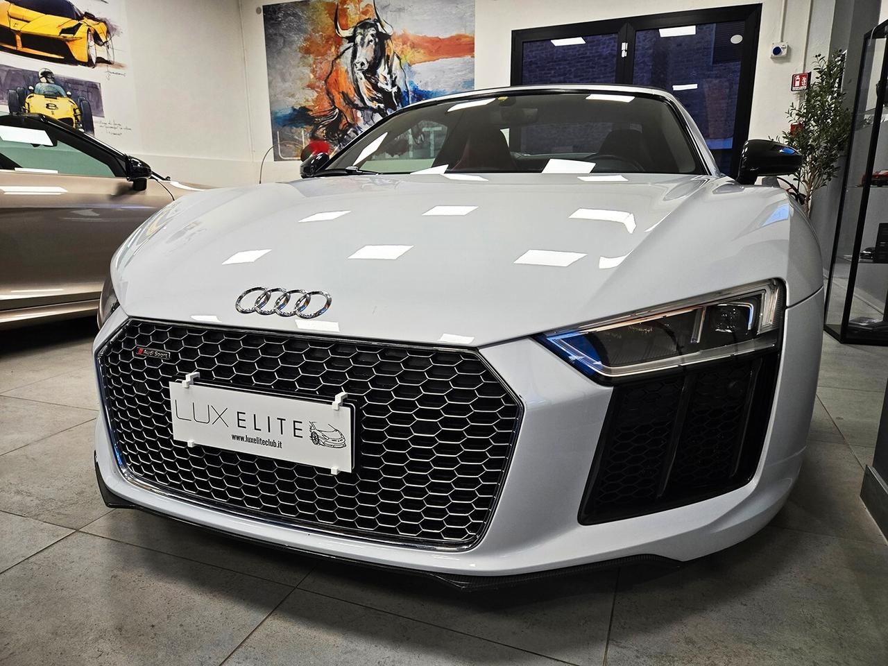Audi R8 Spyder-FULL SERVICE UNICA 610CV BOLLO RIDOTTO!