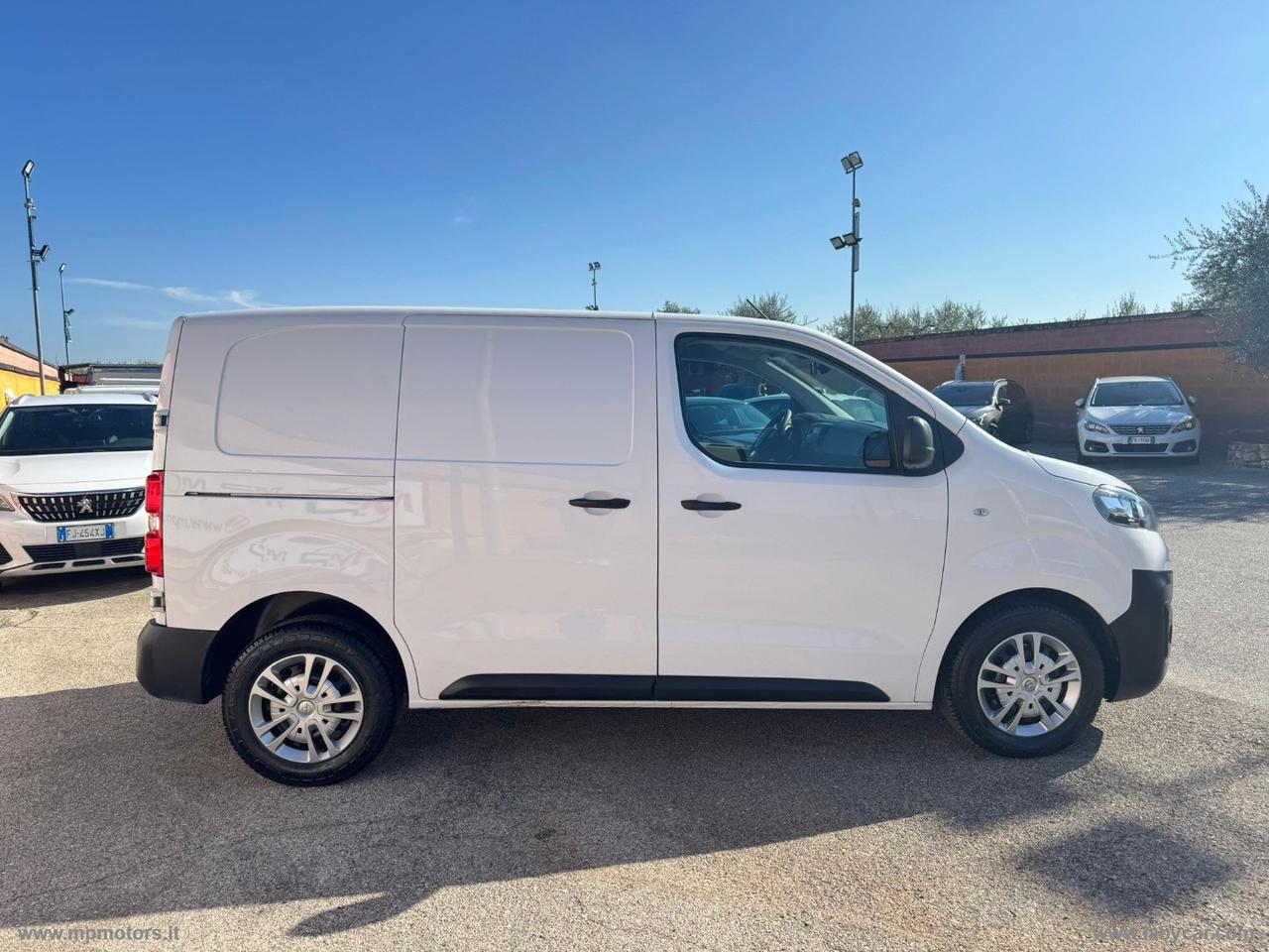 VIVARO 2.0 D 120CV PC-TN