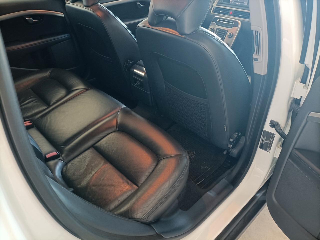 Volvo XC 70 CV 163 D4 AWD Geartronic Momentum 12/2013