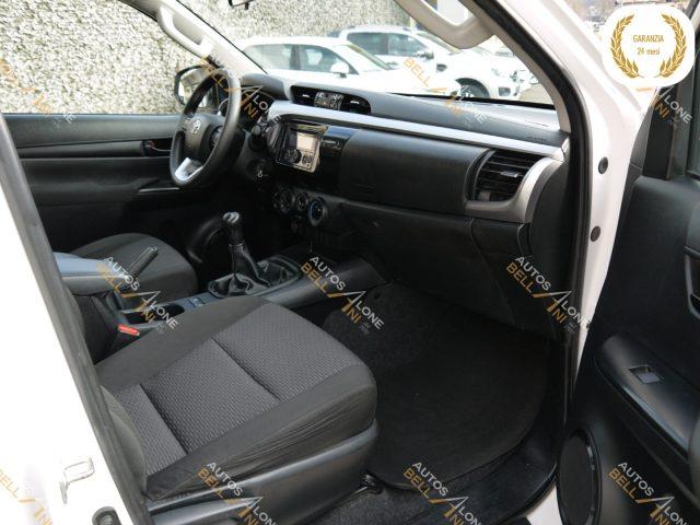 TOYOTA Hilux 2.4 D-4D 4WD 4 porte Double Cab Comfort (iva escl)