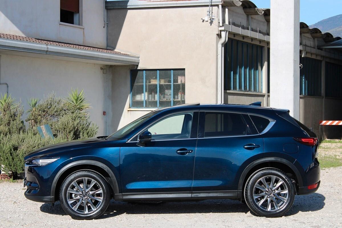 Mazda CX-5 2.2L Skyactiv-D 184CV Signature AWD 6MT (Manuale)