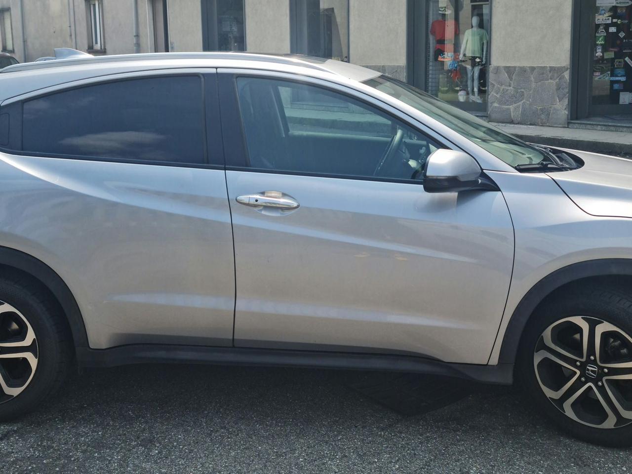Honda HR-V EXECUTIVE NAVI ADAS #5922