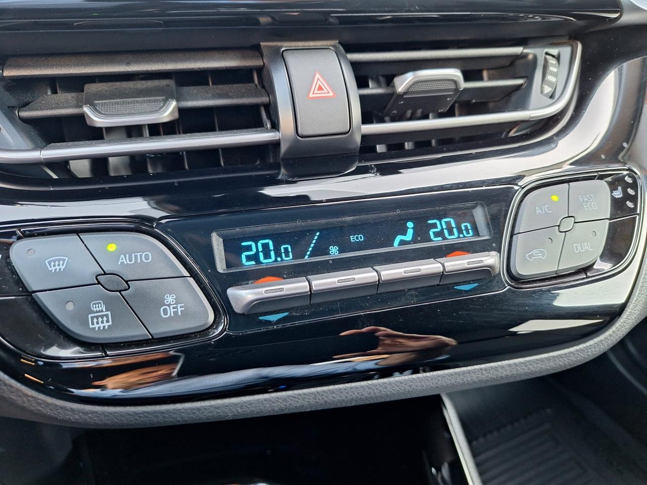 Toyota C-HR 1.8 Hybrid E-CVT GR Sport X NEOPATENTATI Unico Proprietario, Iva Esposta