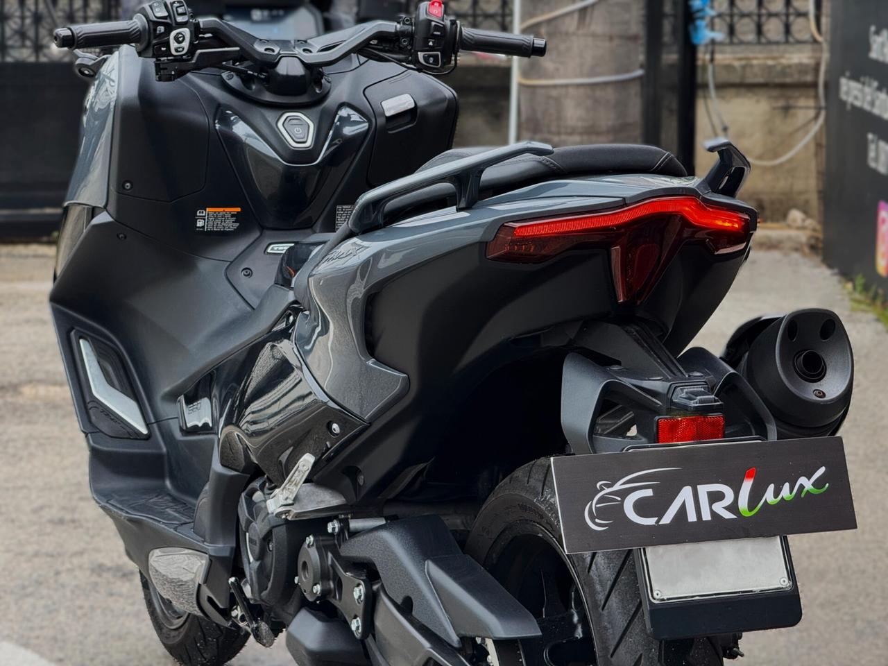Yamaha TMAX 560 TECH MAX 48CV