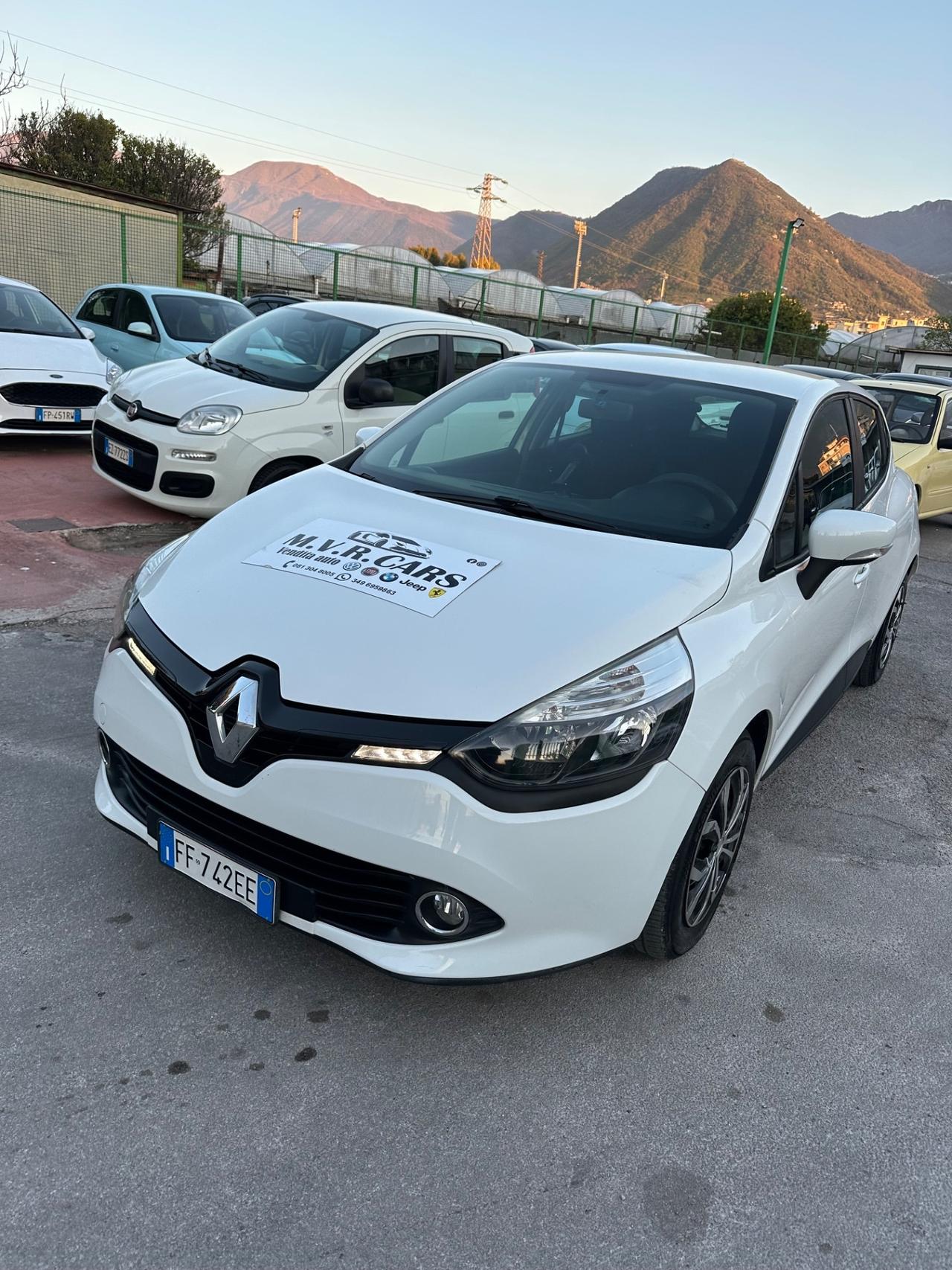 Renault Clio 1.2 75CV 5 porte Zen