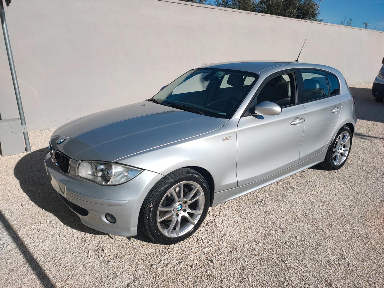 Bmw 120 120d cat 5 porte Futura