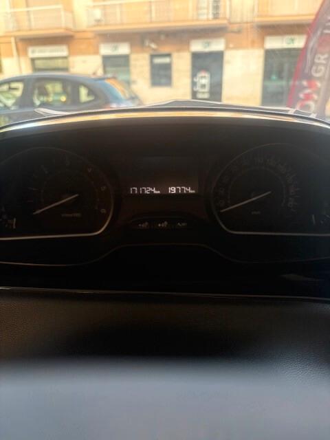 Peugeot 208 BlueHDi 75 5 porte Allure