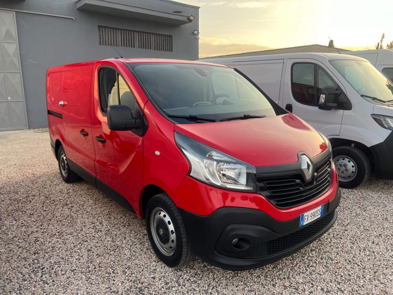 Renault Trafic 3 posti 1.6 diesel 120cv