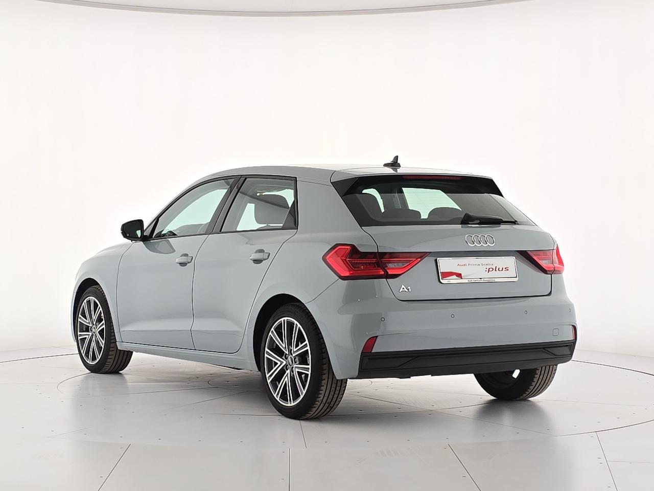 Audi A1 sportback 30 1.0 tfsi admired 110cv s-tronic
