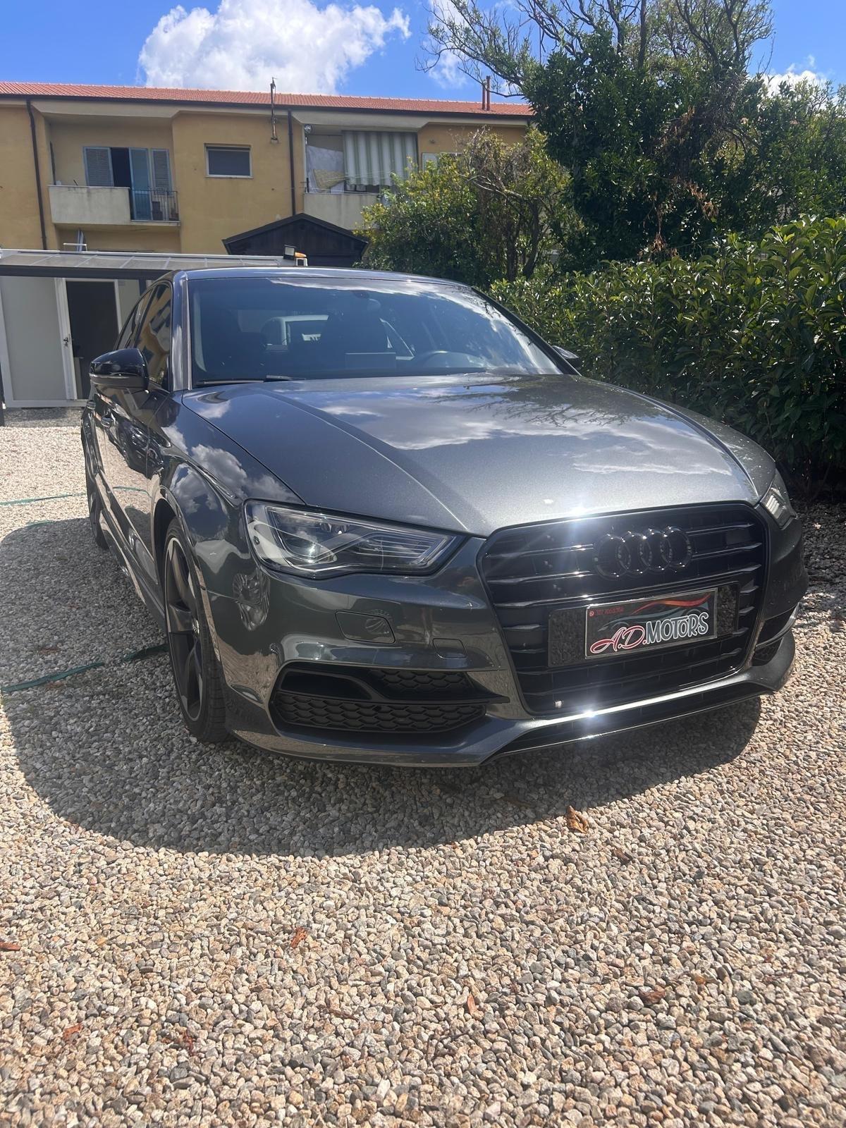 Audi A3 Sedan 2.0 TDI S tronic S-LINE Attraction