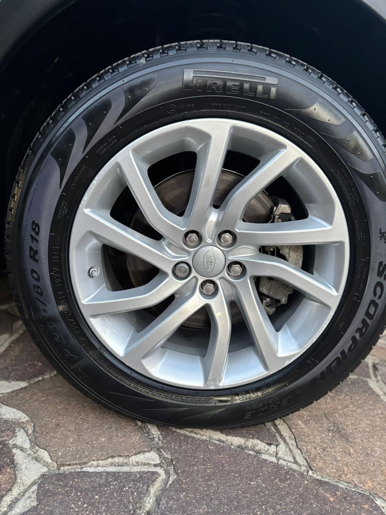 Land Rover Discovery Sport 2.0 TD4 150 CV HSE Luxury