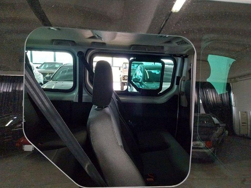 Nissan Primastar PRIM BUS L1H1 27Q 150CV AUT - X1