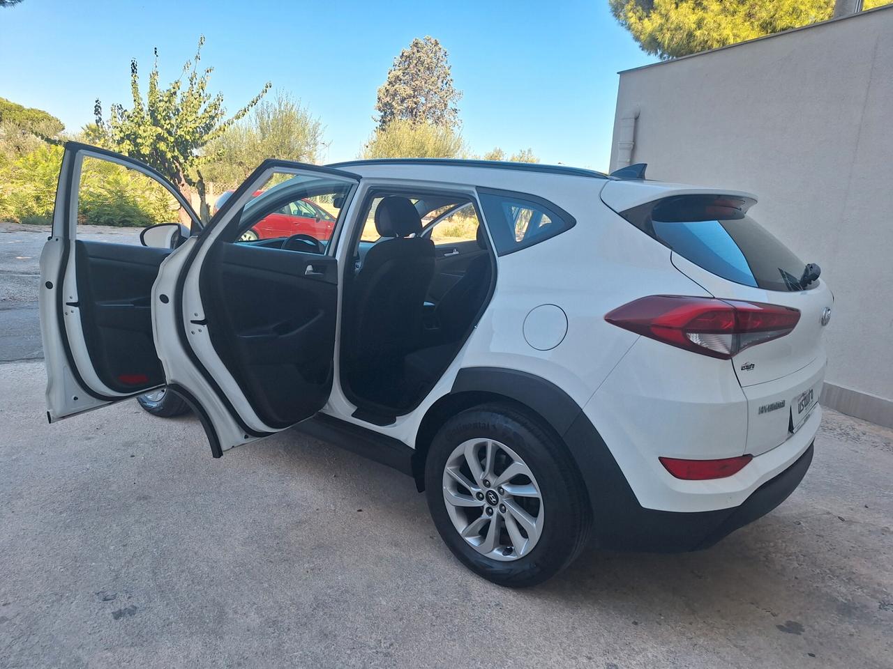 Hyundai Tucson 1.7 CRDI TETTO NAVI CAMERA 2018