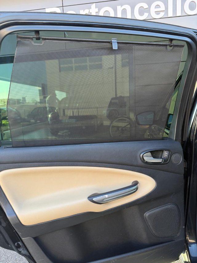 FORD S-Max 2.0 TDCi 163CV Powershift TITANIUM 7 POSTI-PELLE