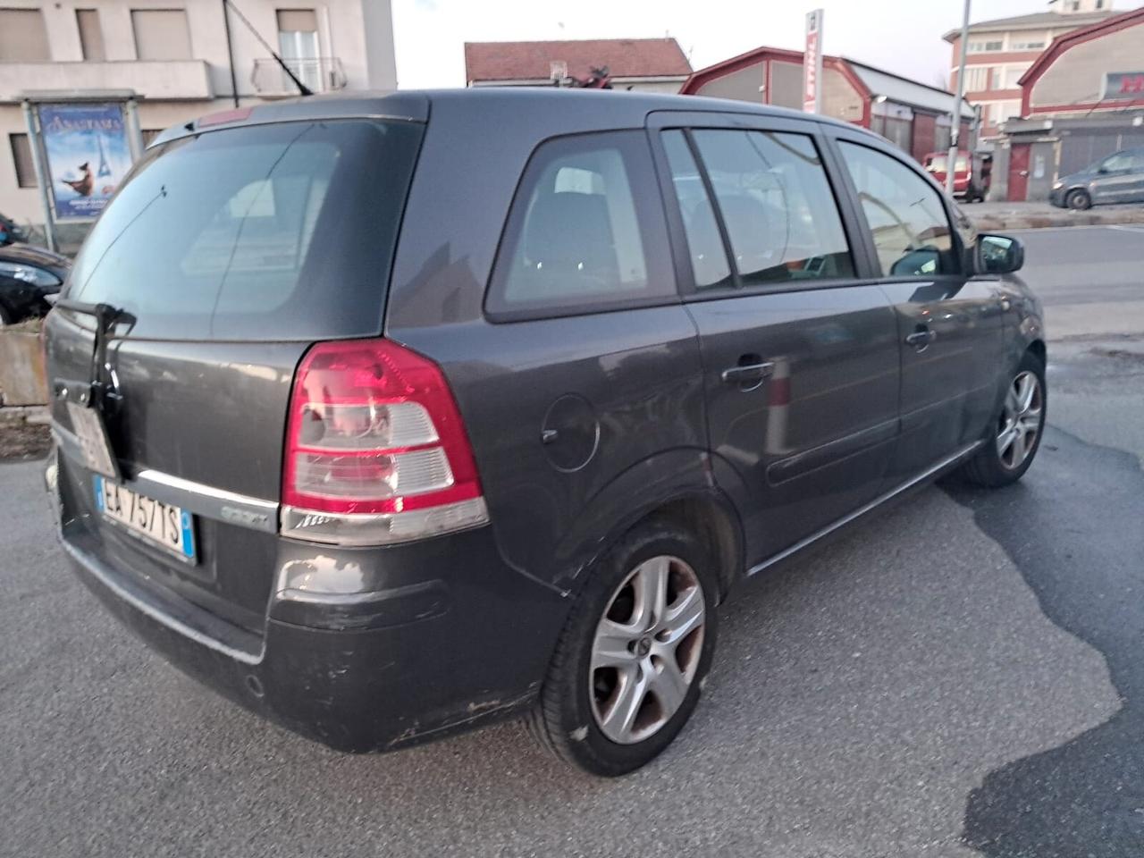 Opel Zafira 1.8 16V GPL-TECH Cosmo 7 POSTI