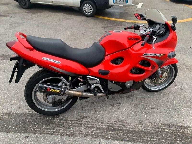 Suzuki GSX 600 F
